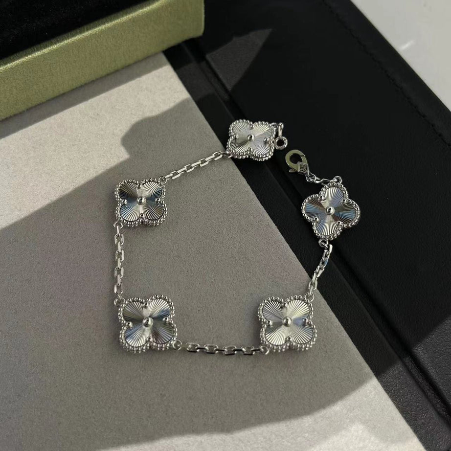 Van Cleef Bracelet - 'Silver'