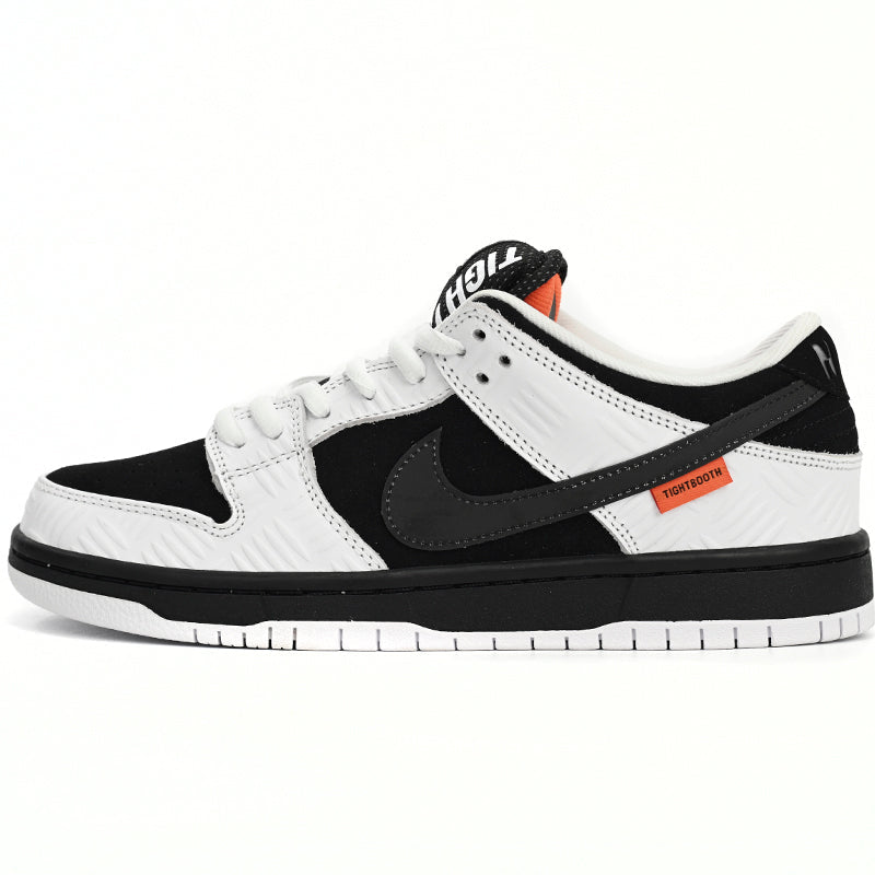 NK SB DUNK LOW – „Tightbooth”