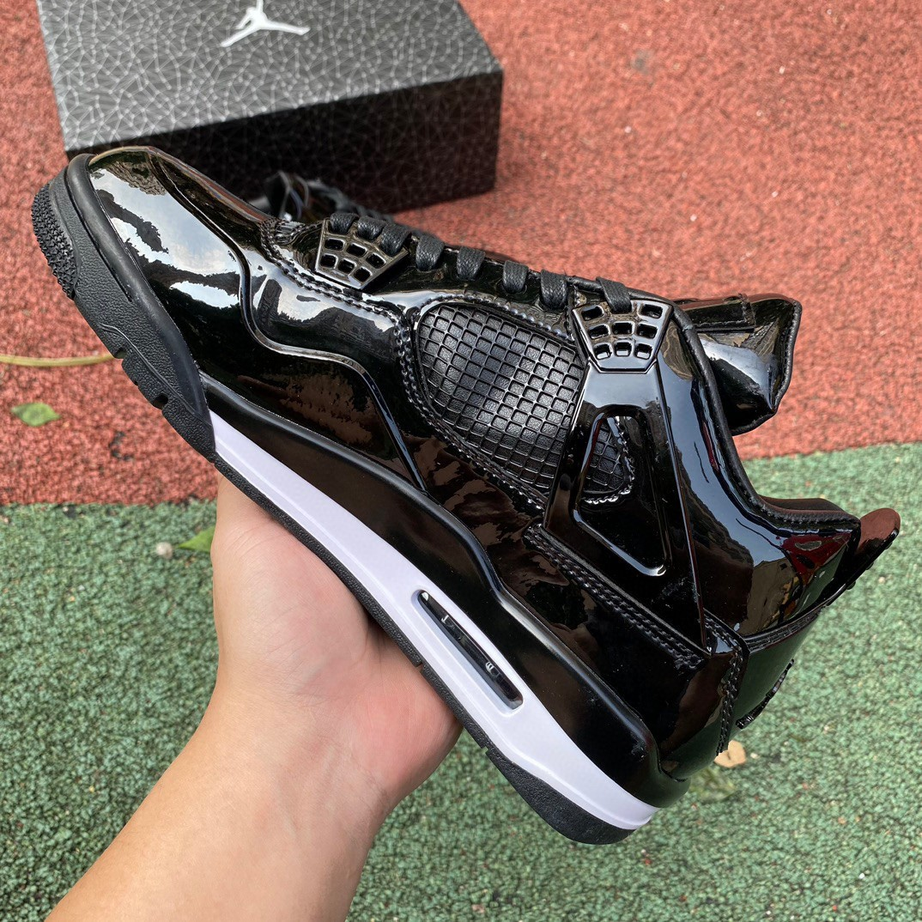 AIR JORDAN 4 - 11Lab4 Black